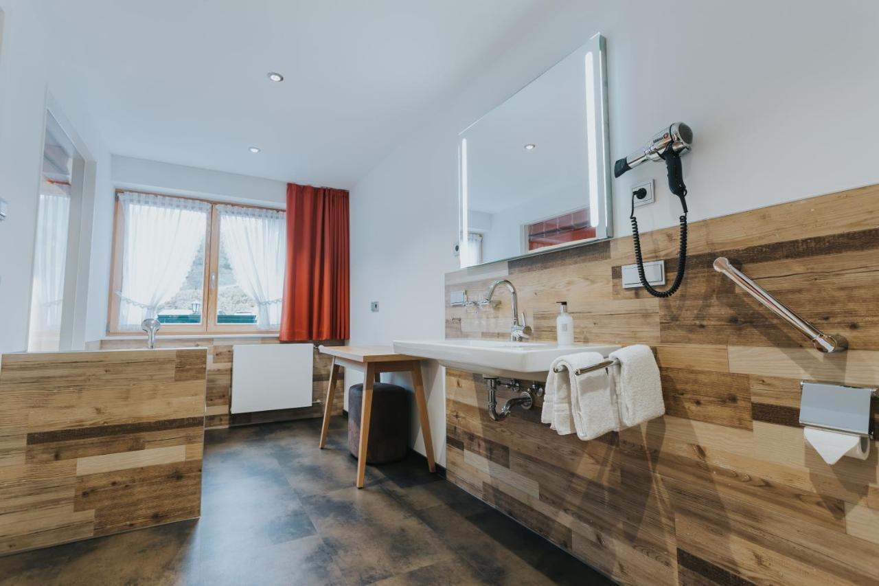Hotel Tannenmühle Grafenhausen Dış mekan fotoğraf