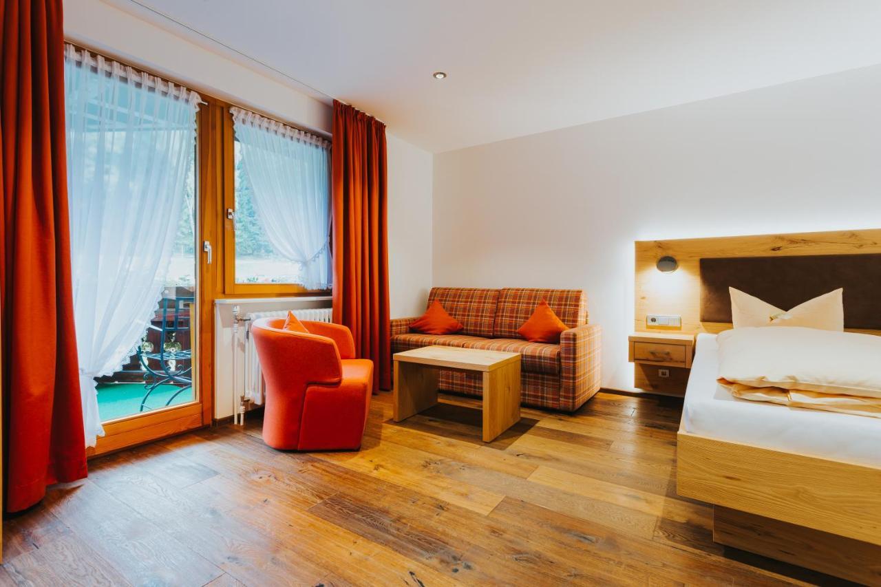 Hotel Tannenmühle Grafenhausen Dış mekan fotoğraf